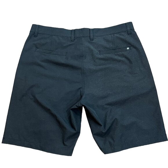 Travis Mathew Black/Charcoal 9" Golf Chino Flat Front Shorts Size 36 - Picture 3 of 6